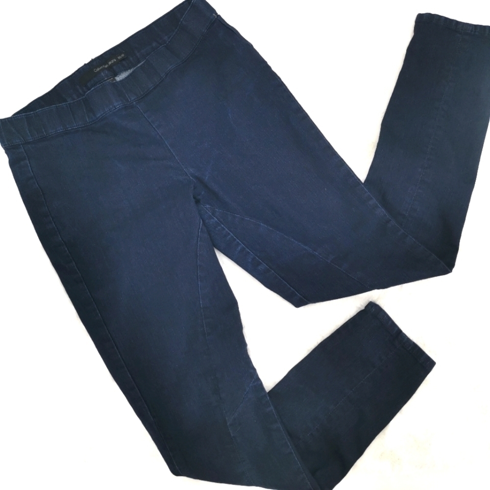 Calvin Klein Women's 30/10 Dark Blue Elasticized